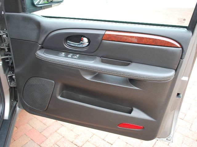 2006 Saab 9-7X Regular Cab 2WD