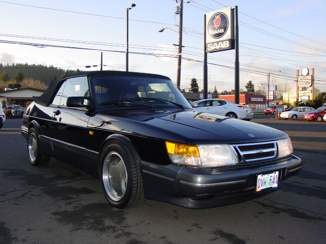 1988 Saab 900 ST Utility Truck