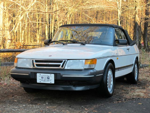 1989 Saab 900 ST Utility Truck