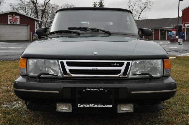 1992 Saab 900 ST Utility Truck