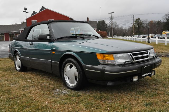 1992 Saab 900 ST Utility Truck