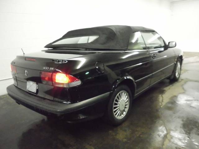 1995 Saab 900 SE