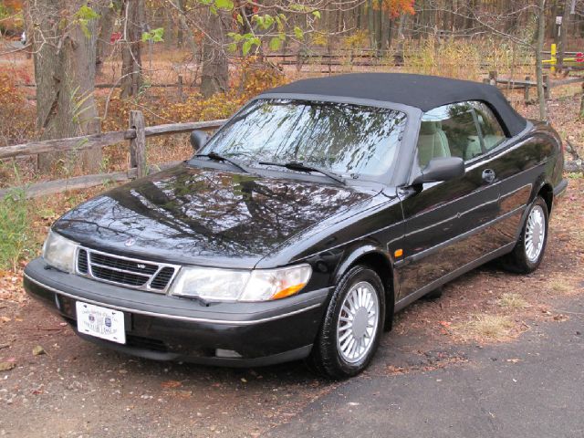 1995 Saab 900 Convertible
