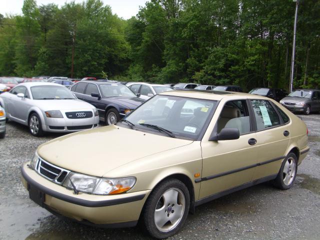 1998 Saab 900 XL 4X4 SLT