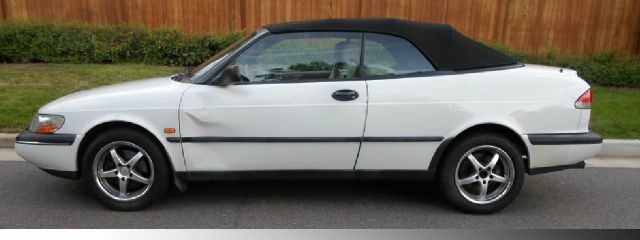 1998 Saab 900 2.5T AWD SUV