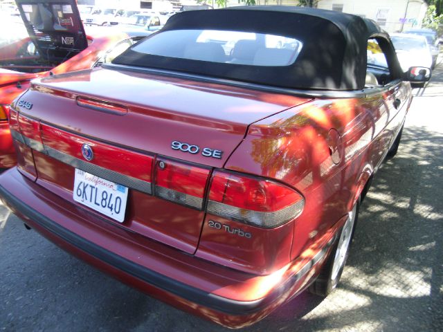 1998 Saab 900 XL 4X4 SLT