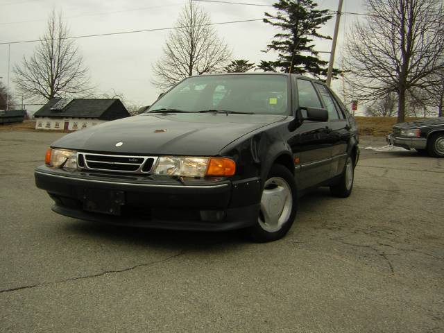 1996 Saab 9000 ONE Family Owned NEW Engine
