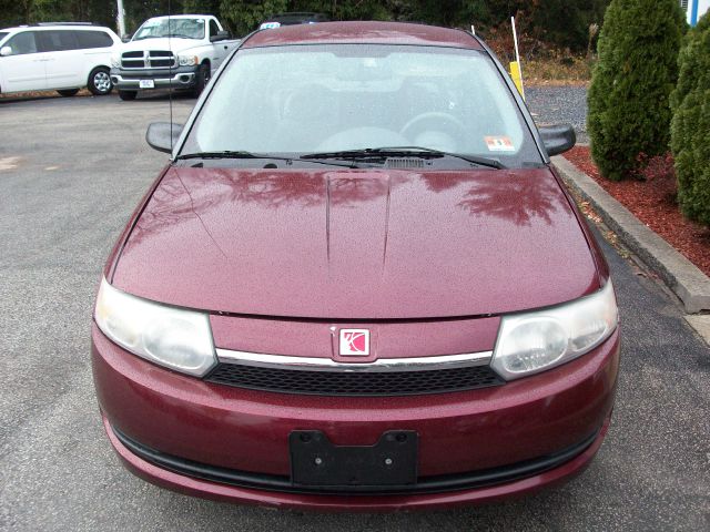 2003 Saturn Ion LE - Like New Clean Title