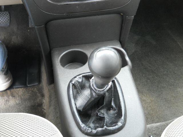 2003 Saturn Ion 2dr Cpe S SUV