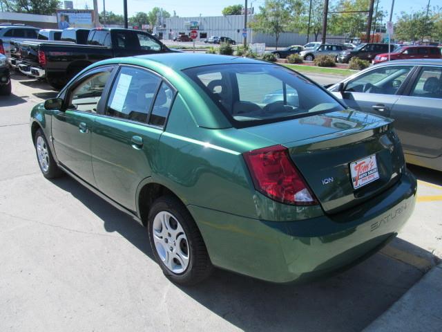 2003 Saturn Ion Unknown