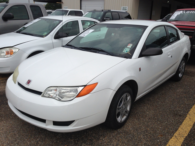2004 Saturn Ion 2dr Cpe S SUV