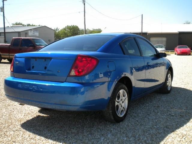 2004 Saturn Ion LX - 4WD