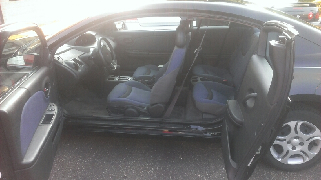 2004 Saturn Ion 2dr Cpe S SUV