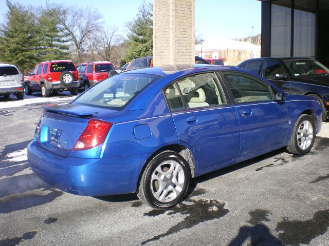 2004 Saturn Ion 2