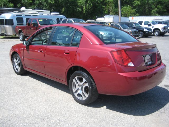2005 Saturn Ion Eddie Bauer - 4WD