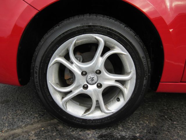 2005 Saturn Ion R/T 7pass