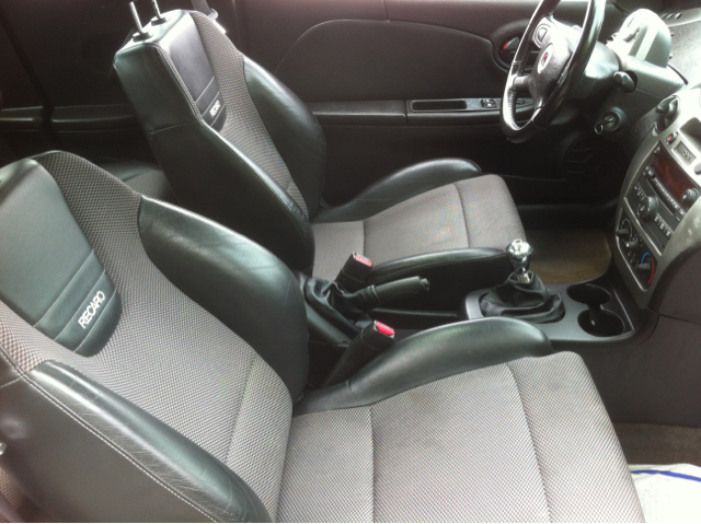 2006 Saturn Ion 4dr SUV AT Touring W/navi