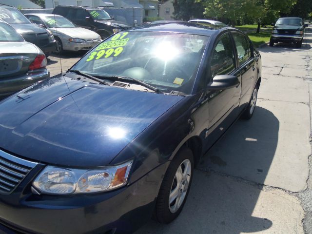 2007 Saturn Ion SLE - ONE Owner Clean Carfax