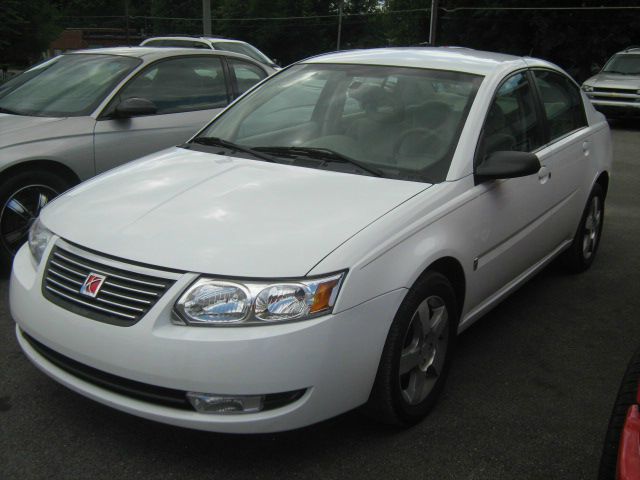 2007 Saturn Ion 4dr Quad Cab 140 WB
