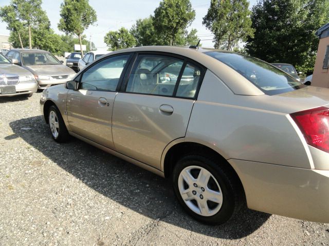 2007 Saturn Ion SLE - ONE Owner Clean Carfax
