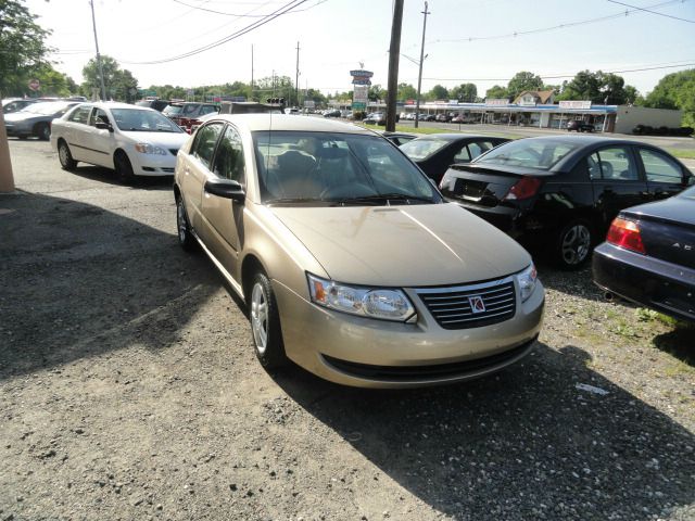 2007 Saturn Ion SLE - ONE Owner Clean Carfax