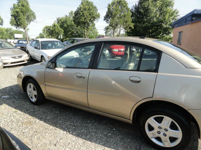 2007 Saturn Ion SLE - ONE Owner Clean Carfax