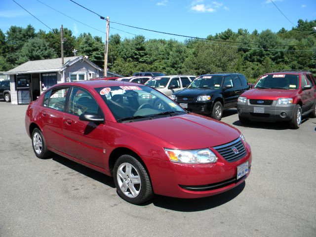 2007 Saturn Ion SLE - ONE Owner Clean Carfax