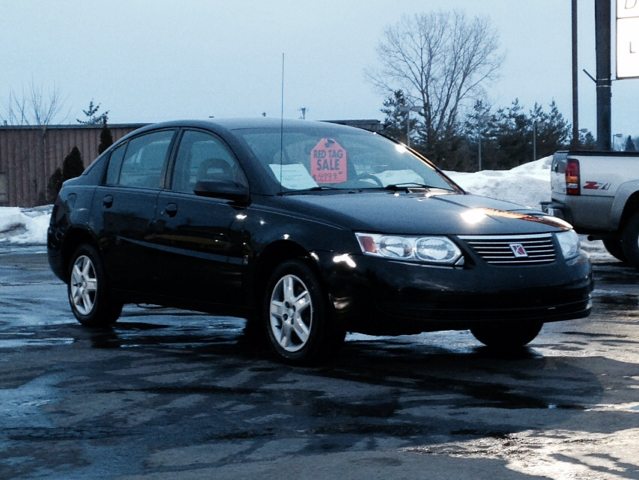 2007 Saturn Ion SLE - ONE Owner Clean Carfax
