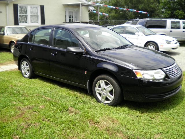 2007 Saturn Ion SLE - ONE Owner Clean Carfax