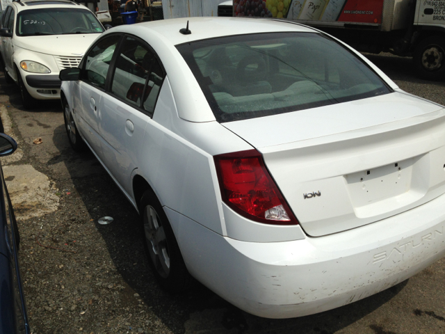 2007 Saturn Ion 4dr Quad Cab 140 WB
