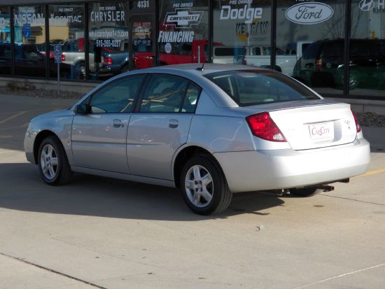 2007 Saturn Ion SLE - ONE Owner Clean Carfax