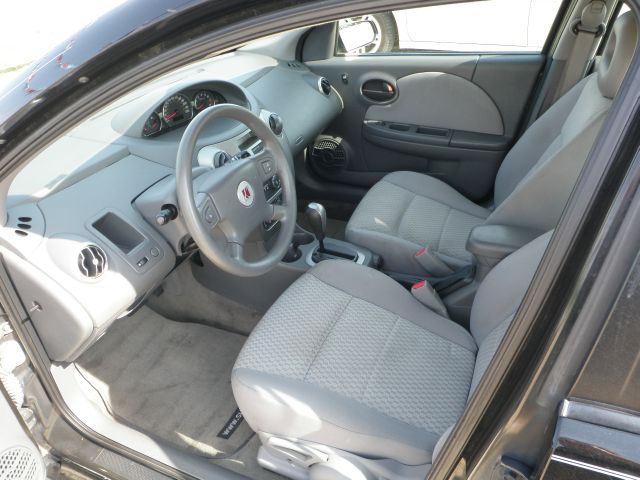 2007 Saturn Ion SLE - ONE Owner Clean Carfax