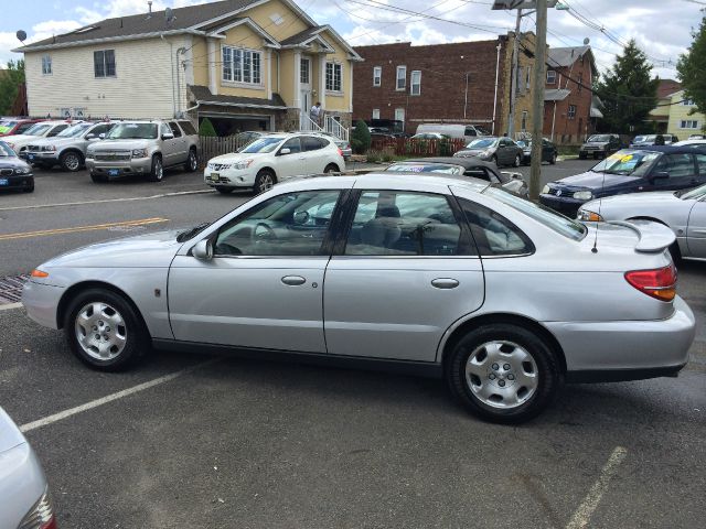 2002 Saturn L-Series T6 AWD 7-passenger Leather Moonroof