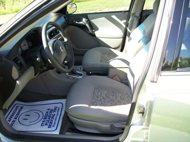 2003 Saturn L-Series T6 AWD 7-passenger Leather Moonroof
