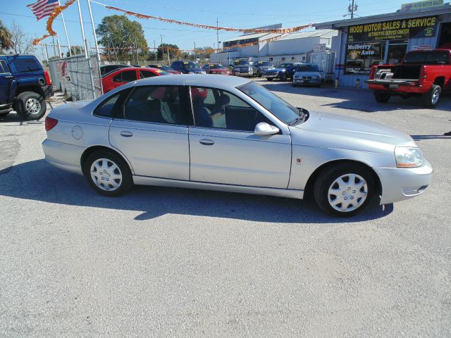 2004 Saturn L300 W/leather