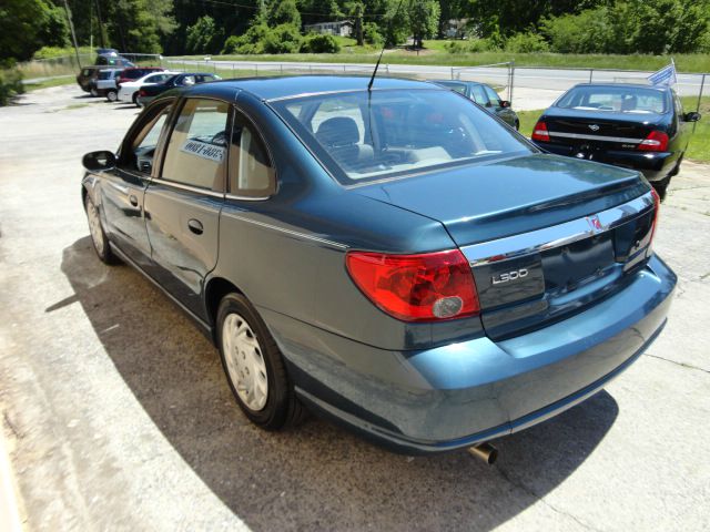 2004 Saturn L300 W/leather