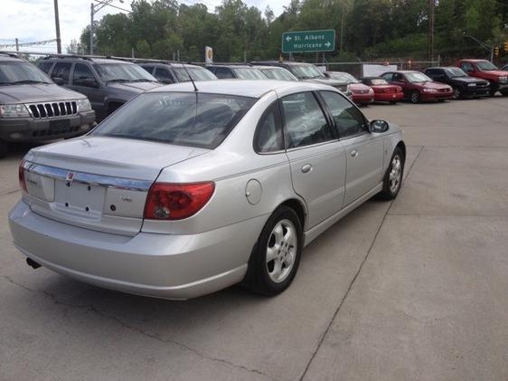 2004 Saturn L300 2