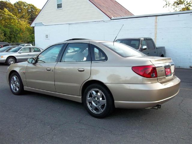 2004 Saturn L300 2