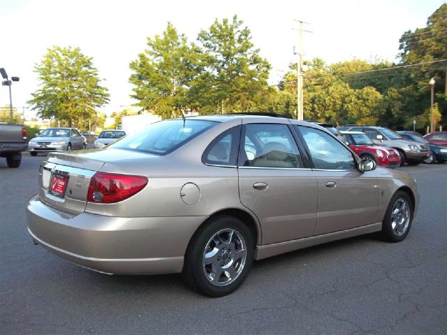 2004 Saturn L300 2