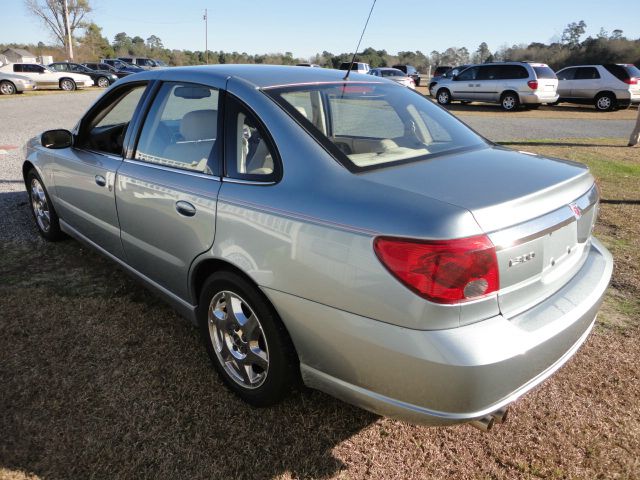 2004 Saturn L300 2
