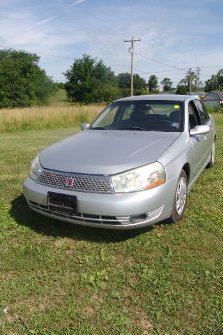 2004 Saturn L300 W/leather