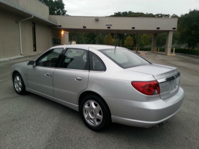 2005 Saturn L300 Base