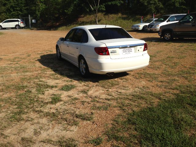 2014 Saturn L300 Laranie