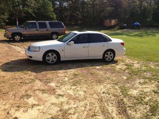 2014 Saturn L300 Laranie