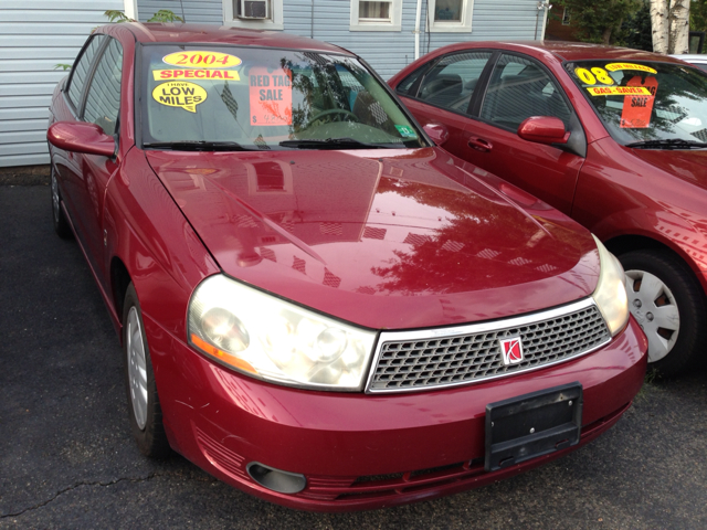 2004 Saturn L300 Sedan W/leather