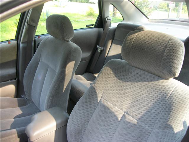 2000 Saturn L Series Unknown