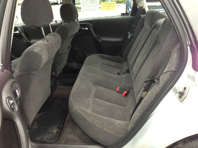 2001 Saturn L Series X