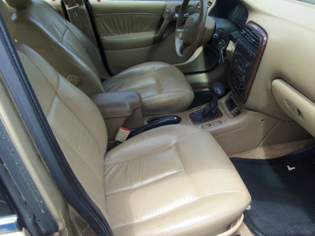 2001 Saturn L Series 3.5