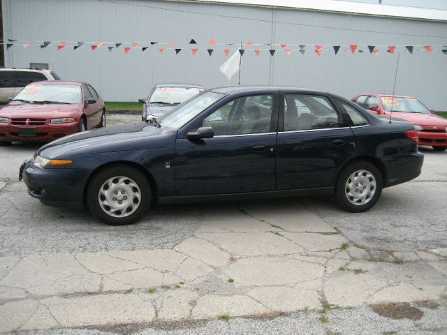2001 Saturn L Series 2WD Eddie Bauer
