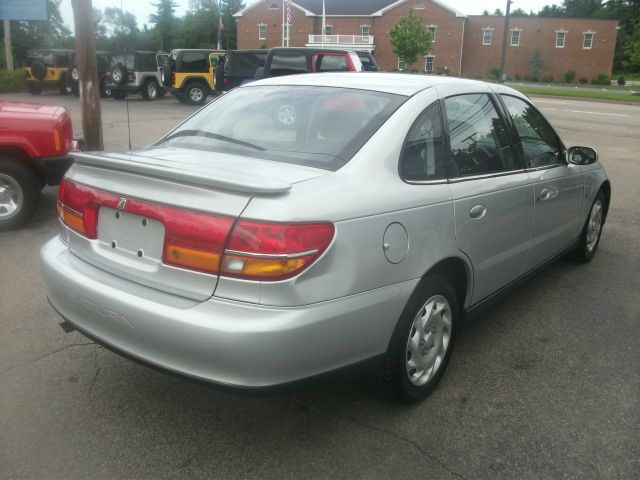 2001 Saturn L Series Unknown